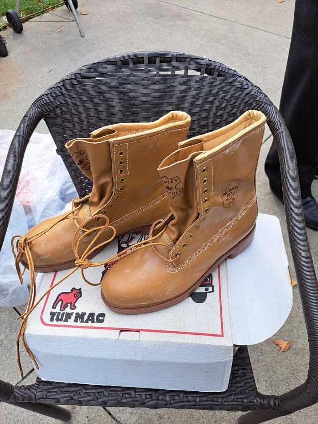 Vintage TUFF MAC Flex Panther Leather Work Boots –Made in Canada