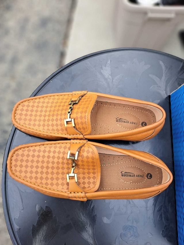 Easy Strider Loafers Boys Size 7