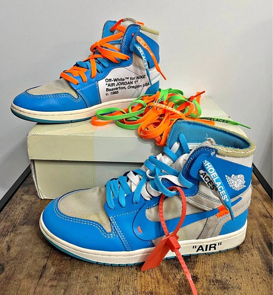 Nike Jordan 1 Retro High Off-White University Blue size 10