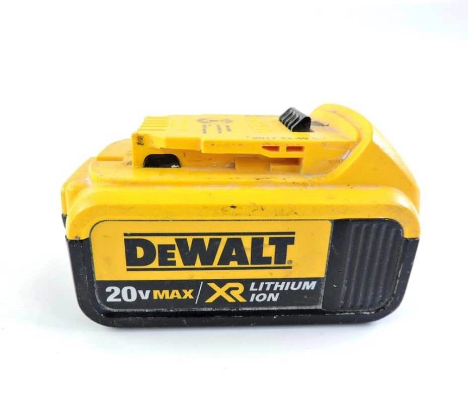 DeWalt DCB204 Premium XR 20V 4Ah Lithium-Ion Battery Pack