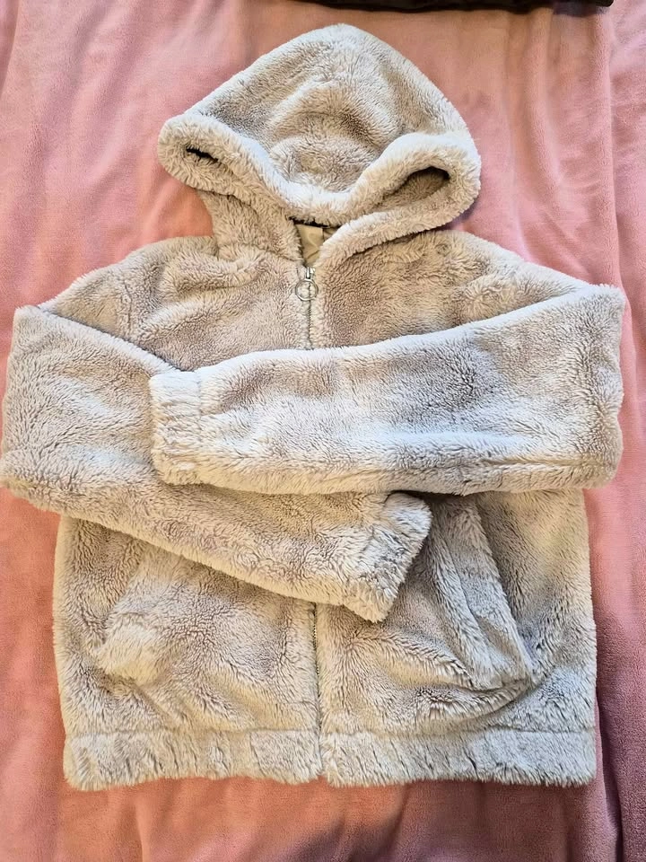 H&M Divided light gray fuzzy hooded jacket Small