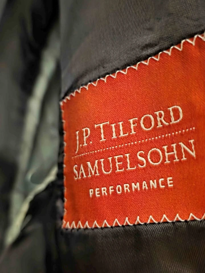 Harry Rosen J.P. Tilford by Samuelsohn Blazer - 42R - Grey