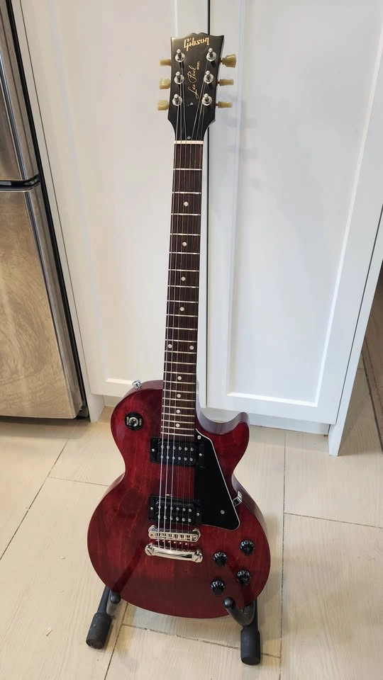 2018 Gibson Les Paul Faded Electric Guitar - Worn Bourbon - photo 2