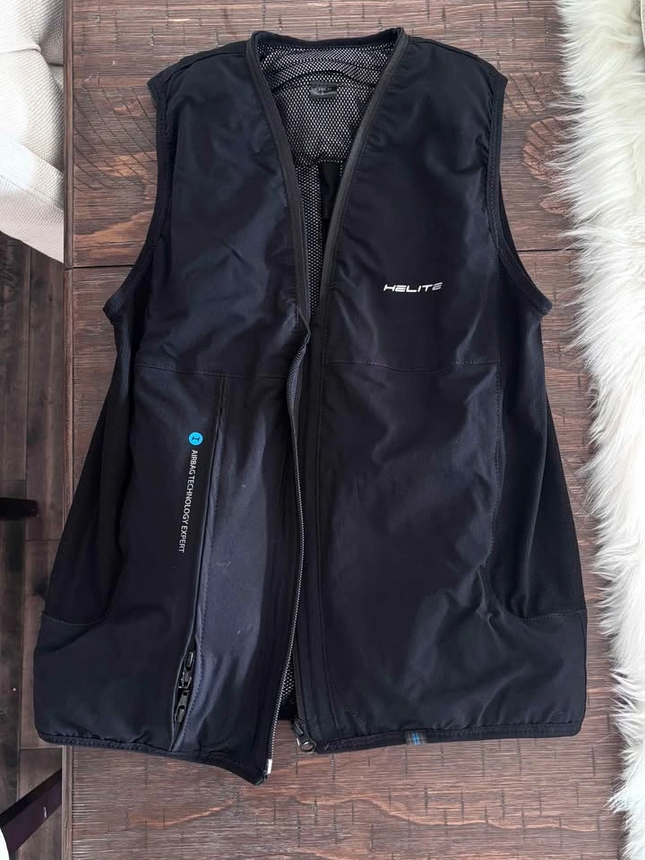 Helite Equestrian Airbag Vest (with extra air tank)