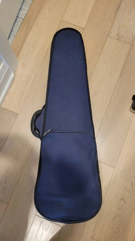 $50 Each Violin with Case - photo 3