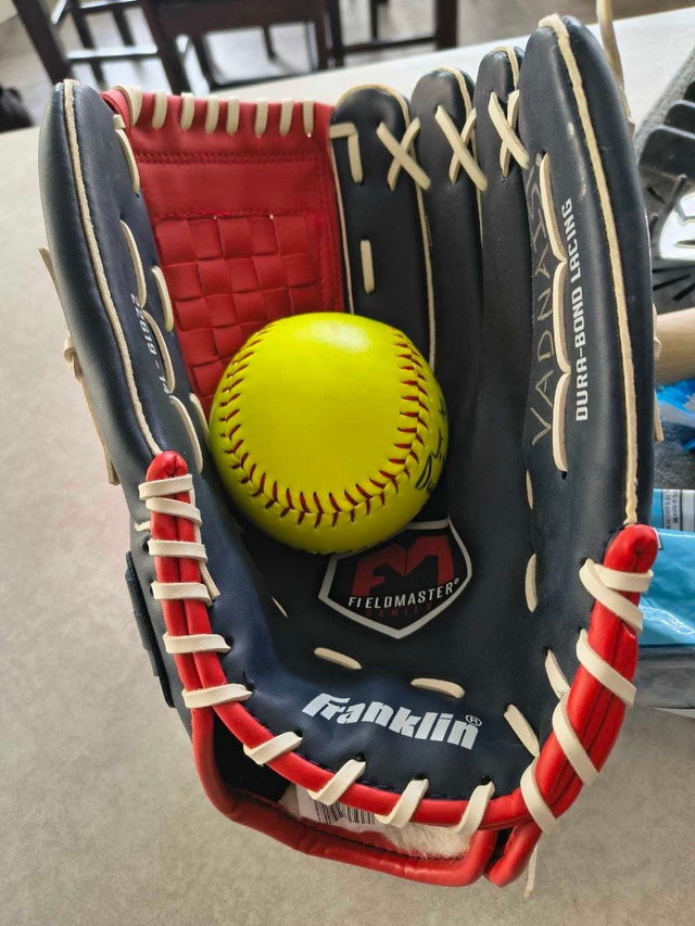 14" Franklin softball glove - photo 4
