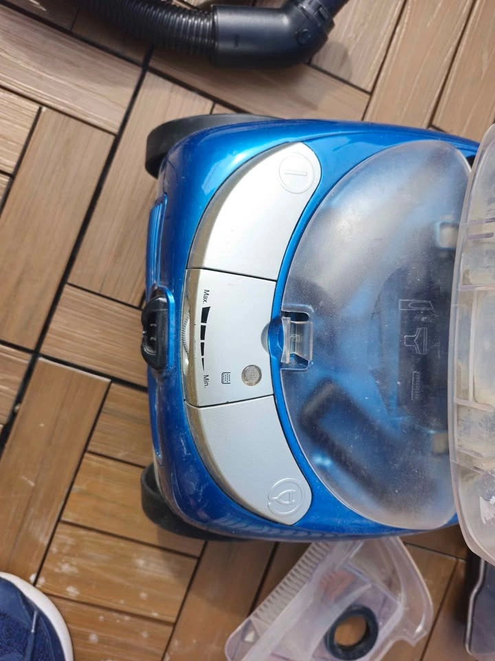 Bissell Vacuum - photo 3