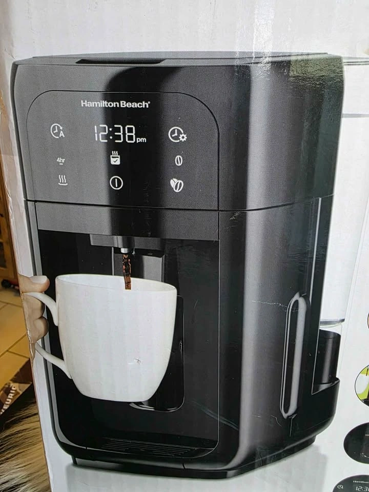 Hamilton Beach Programmable 12 Cup Coffee Maker - photo 5