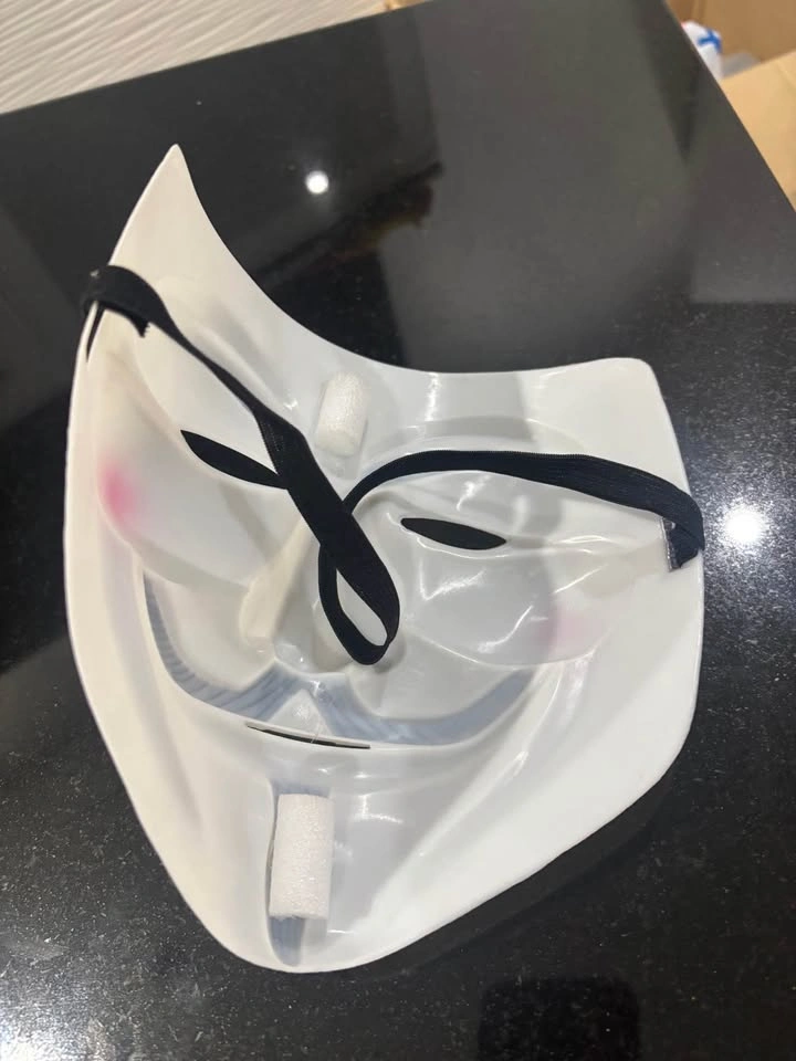 V For Vendetta Mask - photo 2