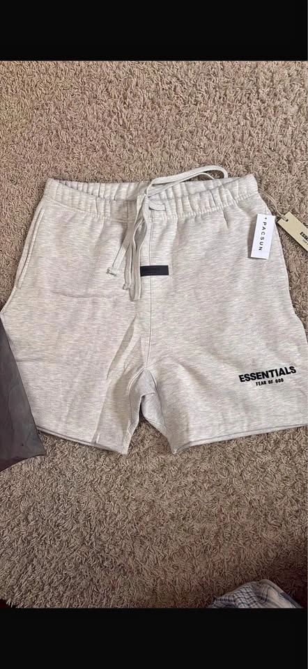 Fear of God Essentials Shorts – Brand New
