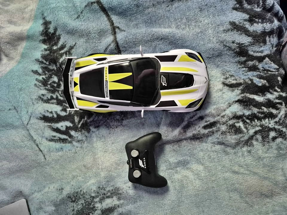 Forza Corvette RC Car