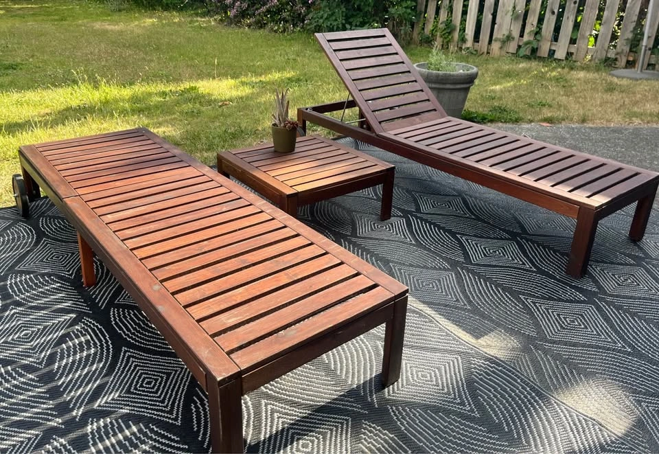 (can deliver) IKEA ÄPPLARÖ Patio Set – 2 Loungers + Table - photo 4