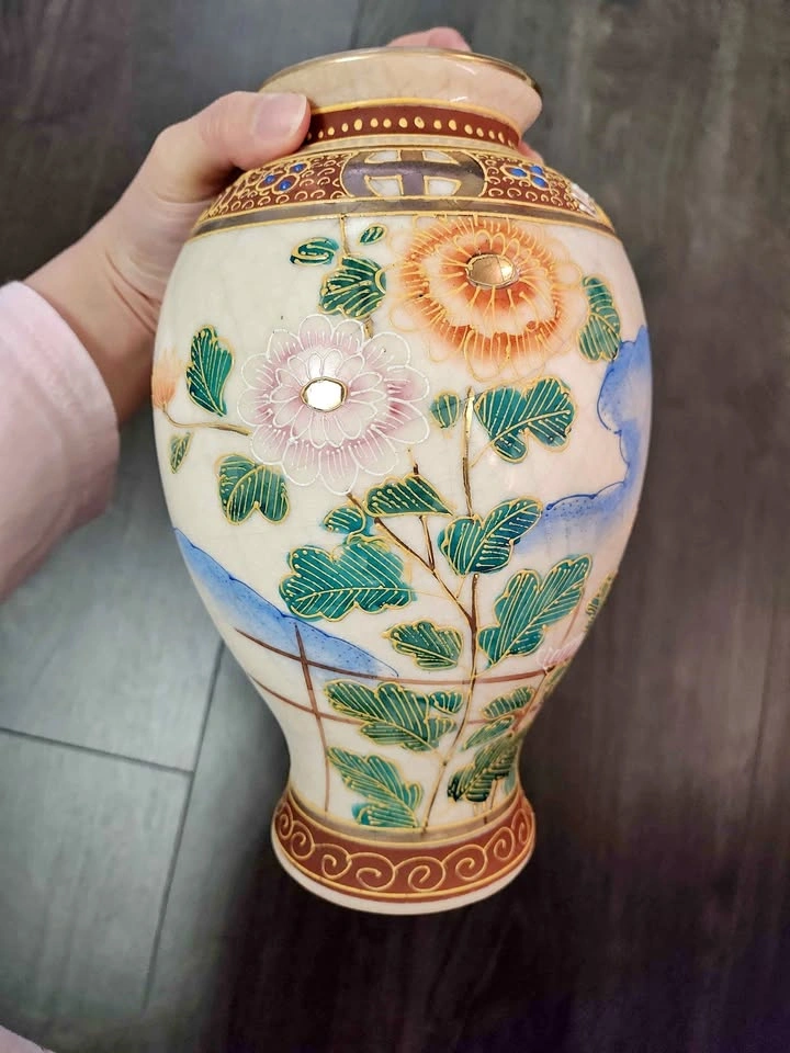 Vintage Japanese Satsuma Crackle Glaze Vase