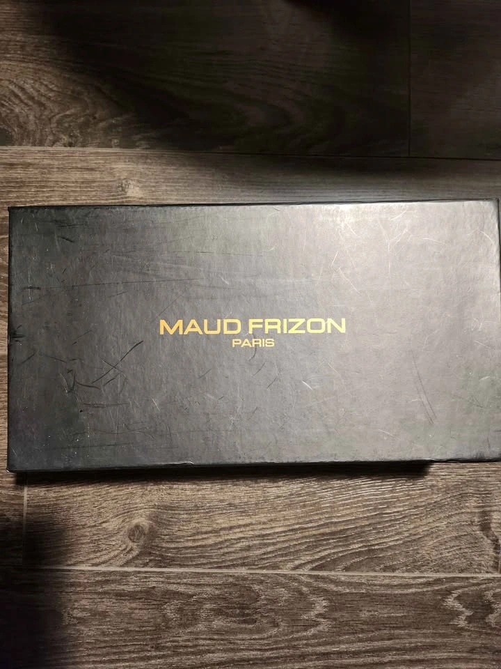 NEW Maud Frizon Silver Sequin Ballerina Flats - photo 3