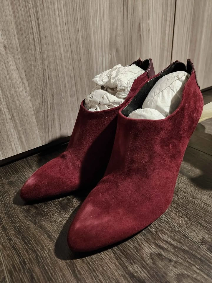 Franco Sarto Suede Leather Booties / Heels - photo 2