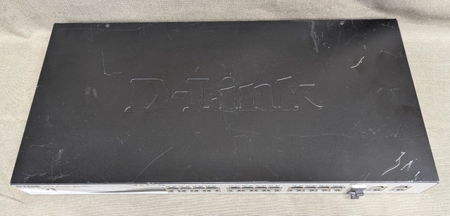 Dlink 28 port POE smart switch model DES-1210-28P - photo 3
