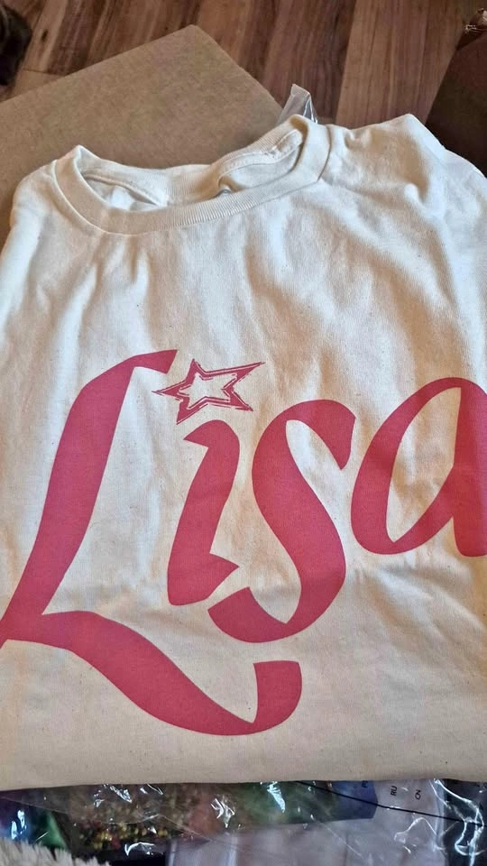 Lisa Blackpink Official Merchandise T-Shirt Large