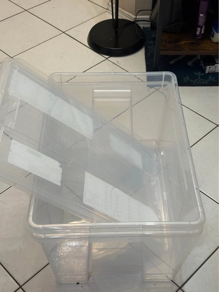 Ikea Clear plastic storage boxes with lids - photo 2