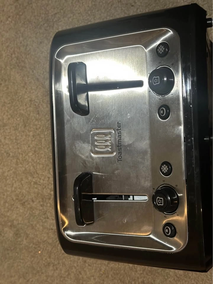 Toastmaster stainless steel 4-slice toaster - photo 3