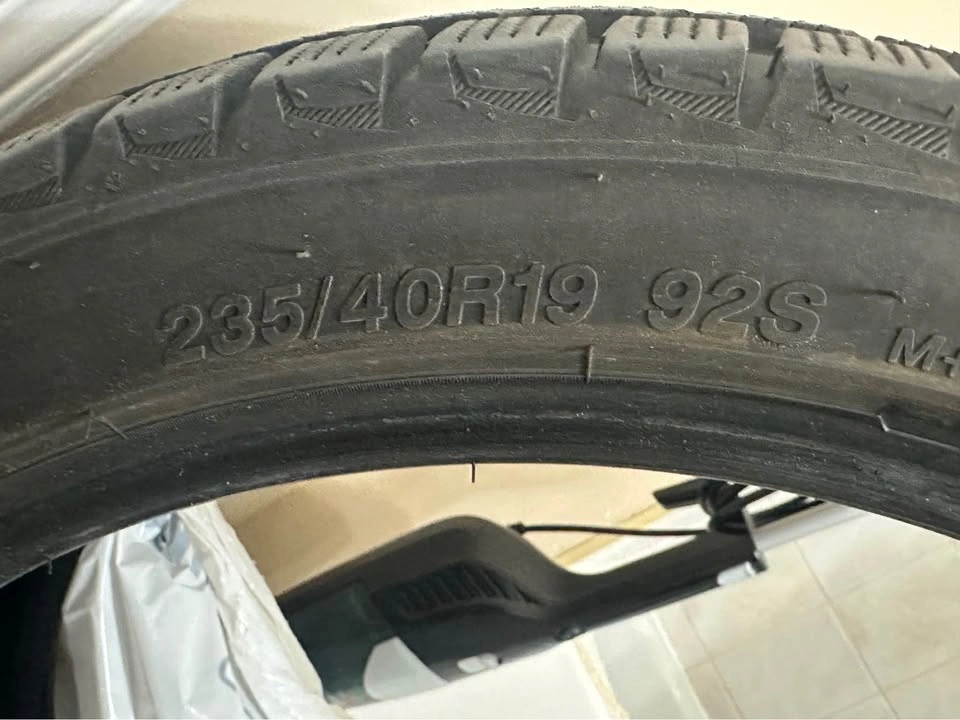 BEARWAY 235/40R19 92S Winter Tire - photo 2