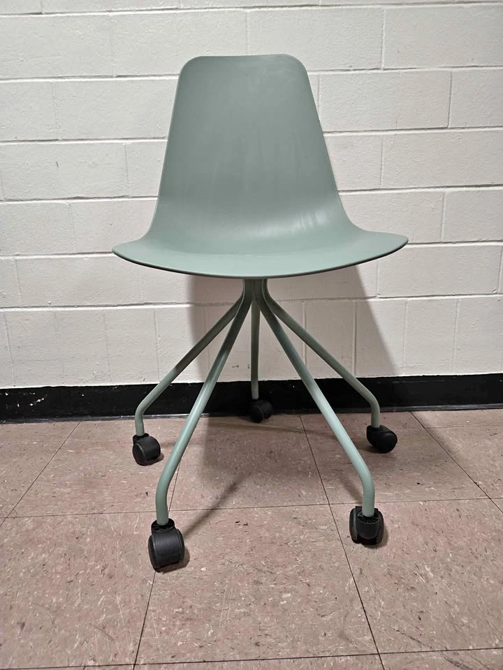 Article Svelti Office Desk Chair – Modern Aloe Green Swivel Chai