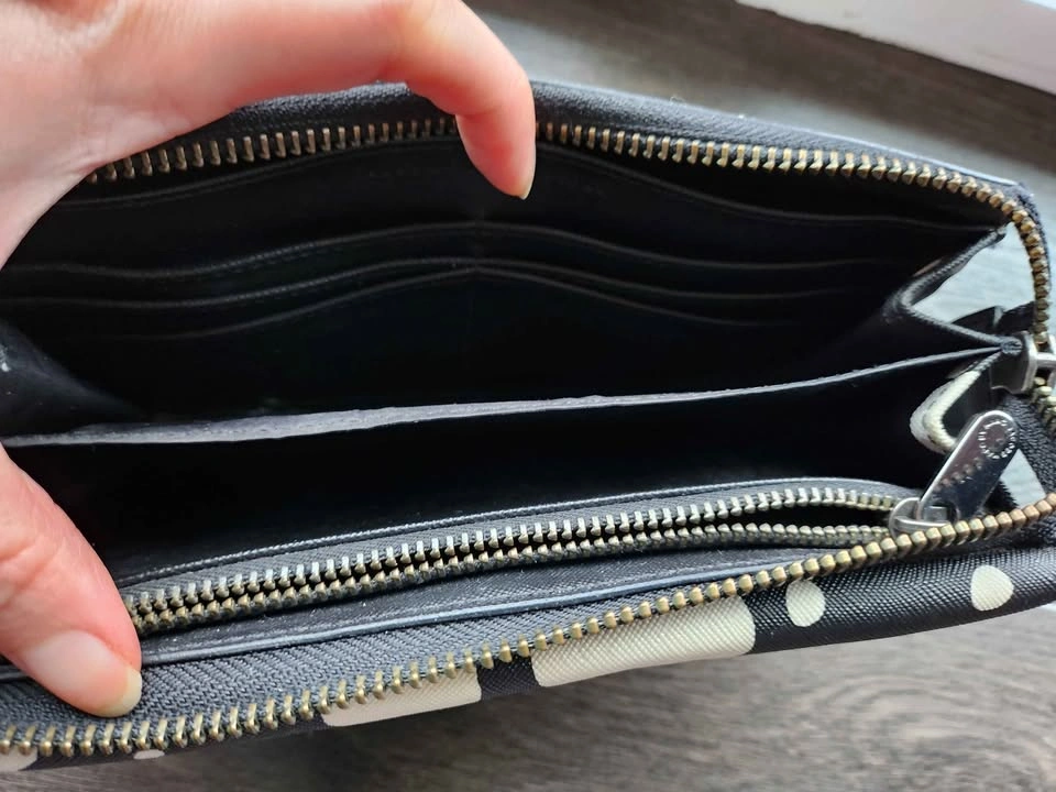 Marc by Marc Jacobs Envelope Style Designer Wallet - photo 2