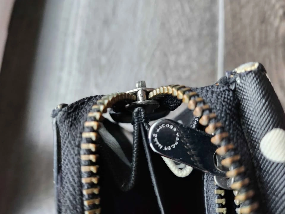 Marc by Marc Jacobs Envelope Style Designer Wallet - photo 3
