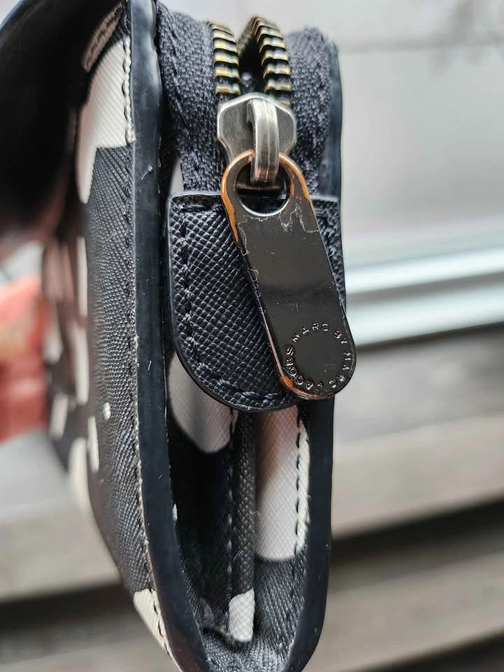 Marc by Marc Jacobs Envelope Style Designer Wallet - photo 5