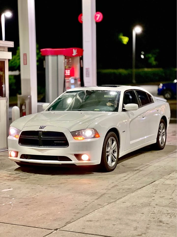 2014 Dodge Charger R/T Max Sedan 4D