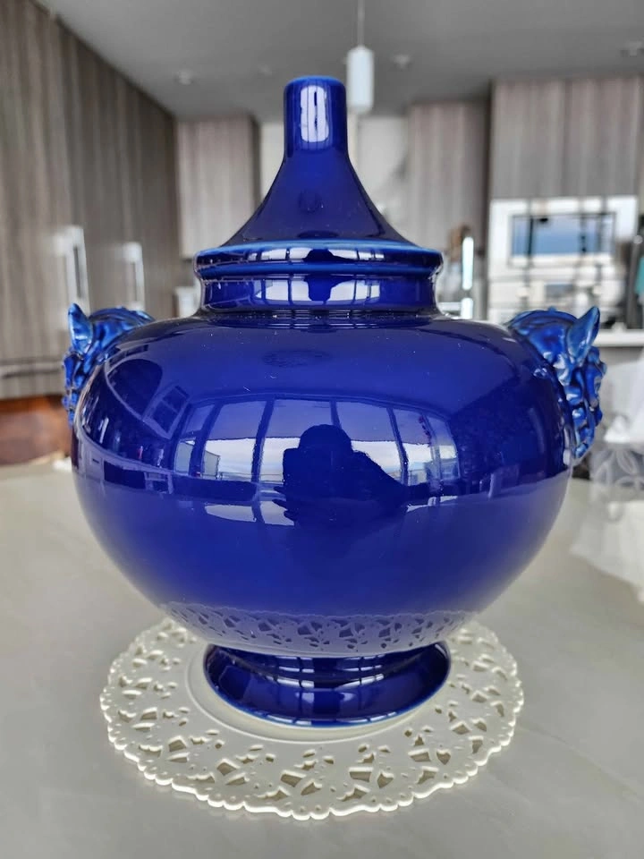 Vintage Cobalt Blue Ginger Jar with Foo Lions - photo 2