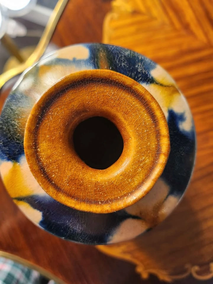 Chinese Tang Sancai Style Vase - photo 2