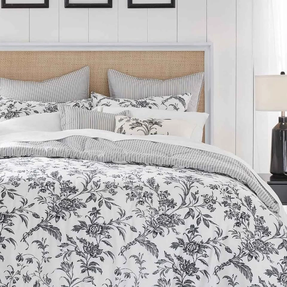7 pcs King size Laura Ashley Comforter Set - 100% Cotton - photo 5