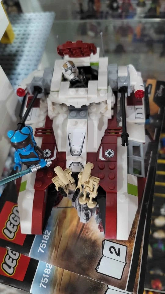 Used 75182 LEGO Star Wars Legends Republic Fighter Tank - photo 3