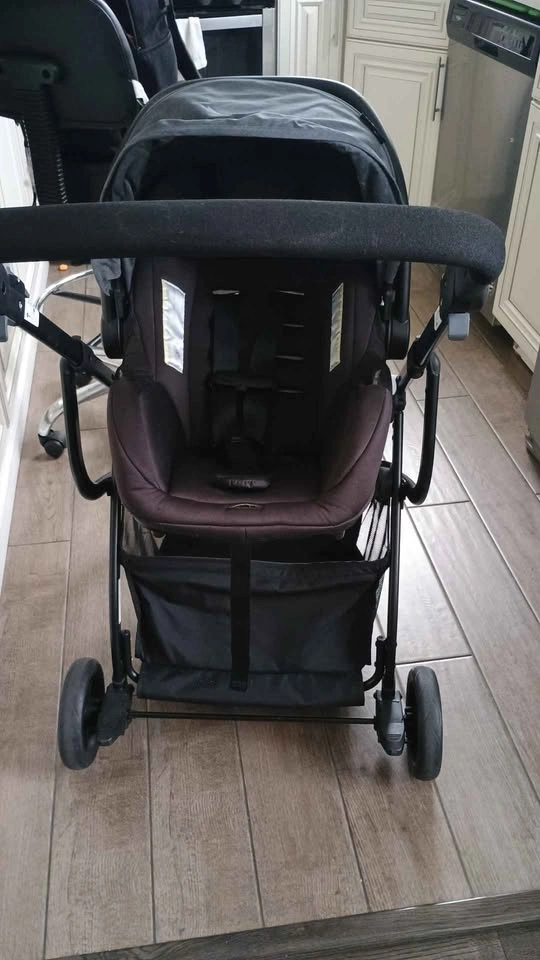 Evenflo Stroller and Car Seat - photo 2
