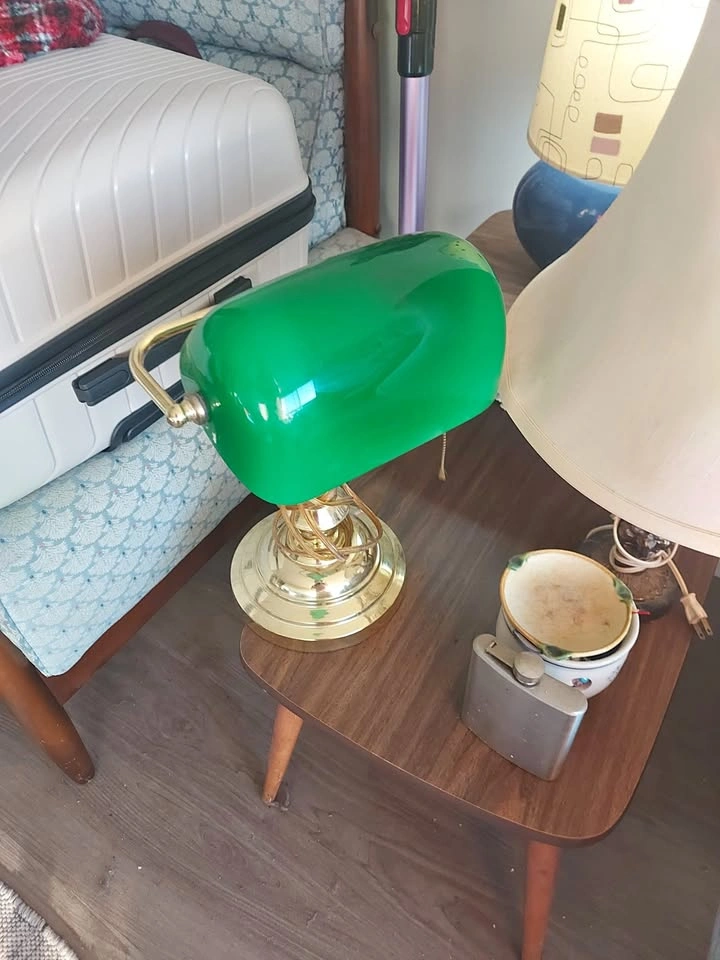 Green Banker’s Desk Lamp / Table Lamp
