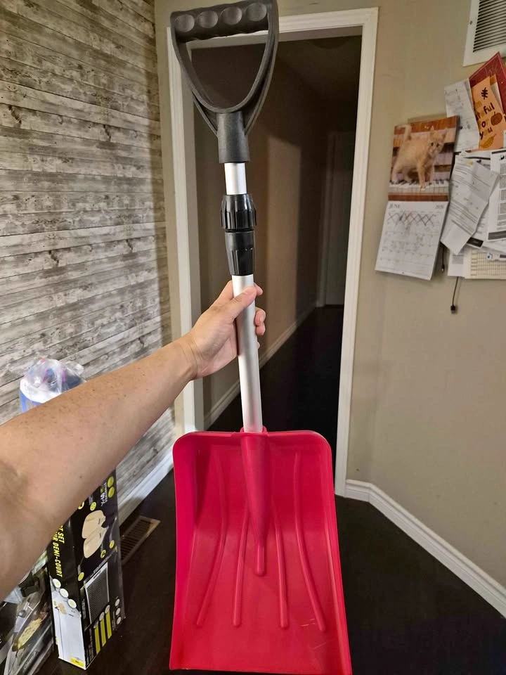 Brand New Emergency Snow Shovel Retractable for Car Telescopic