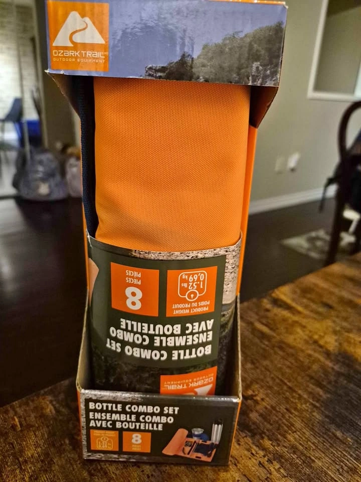 Brand New Ozark Camping 8-Piece Bottle Combo Set