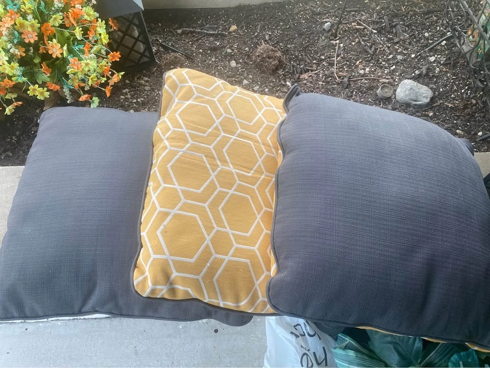 Set of 3 Outdoor Seat Cushion or Back Pillows - photo 3