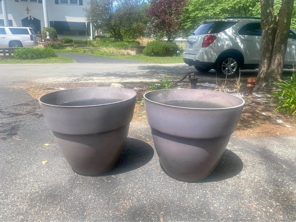 2 Large Resin Flower Pots 22”diameter x 19”h