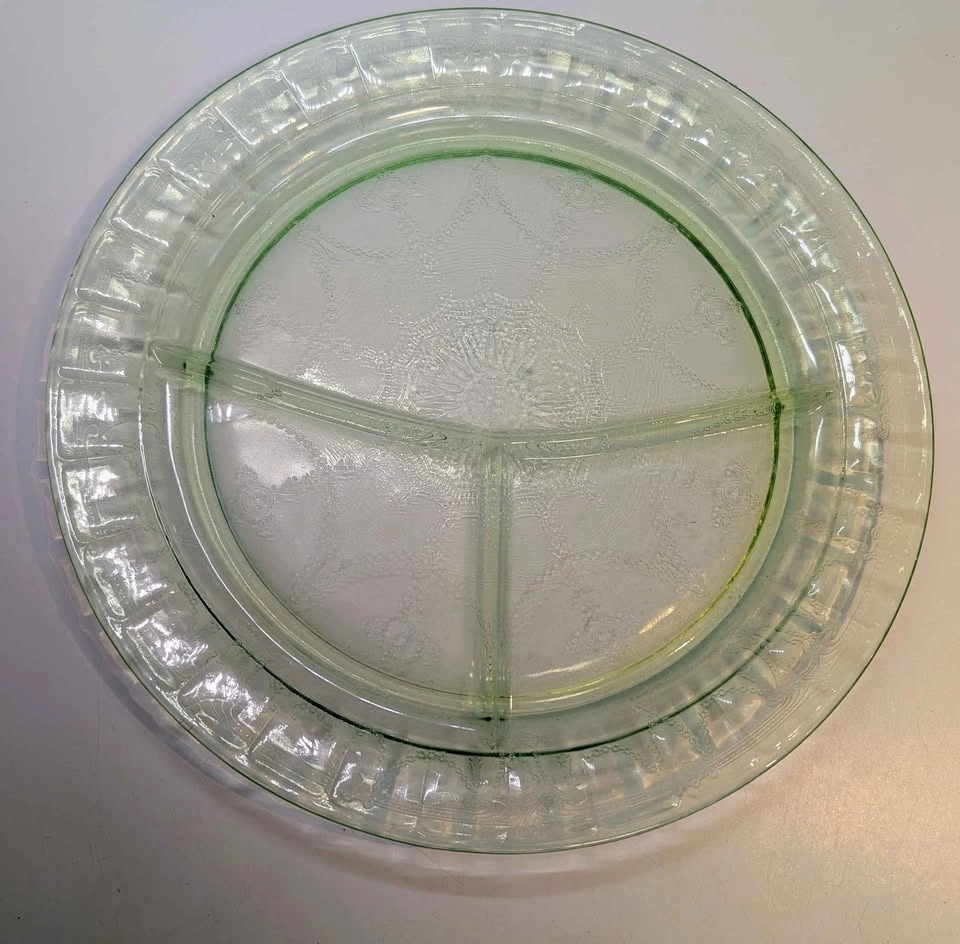 Vintage Hocking Cameo "Ballerina" Uranium Glass Grill Plate - photo 2