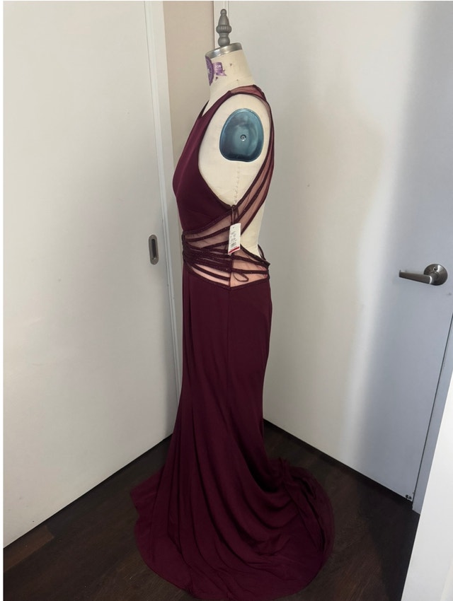 Ladies Size 14 Merlot Wine Colour Special Occasion Dress - photo 4