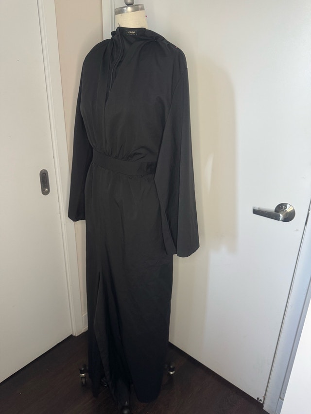Brand new, never worn. Fits a size 14-16. Very stylish New - photo 3