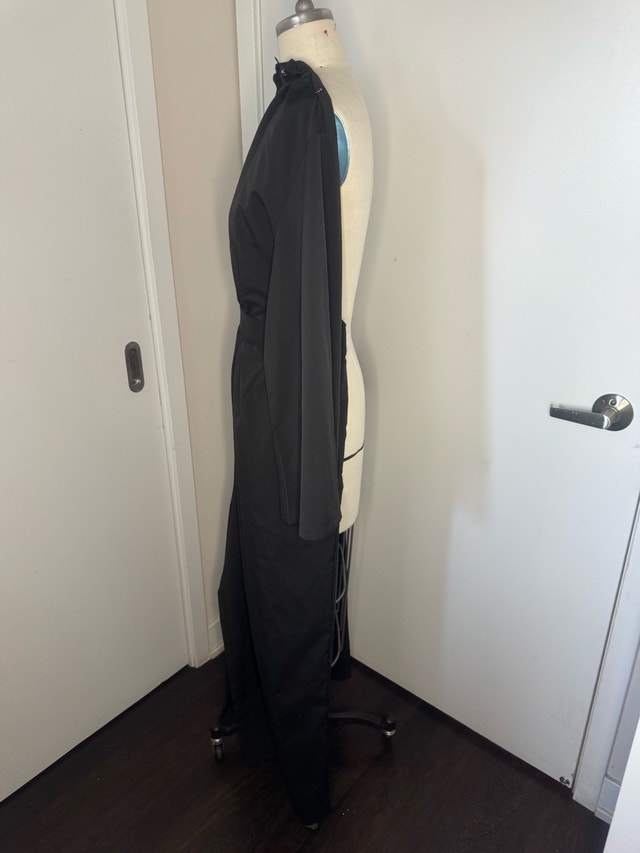 Brand new, never worn. Fits a size 14-16. Very stylish New - photo 5