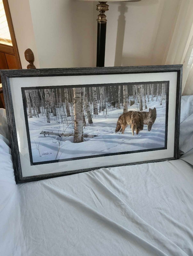 LARGE FRAMED WOLF PRINT - photo 2