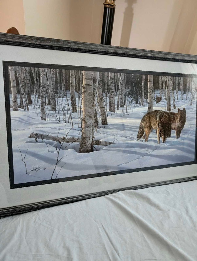 LARGE FRAMED WOLF PRINT - photo 3
