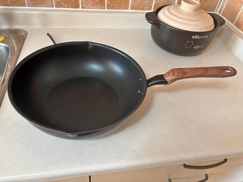 30cm Non-Stick Deep Frying Pan / Wok with Glass Lid
