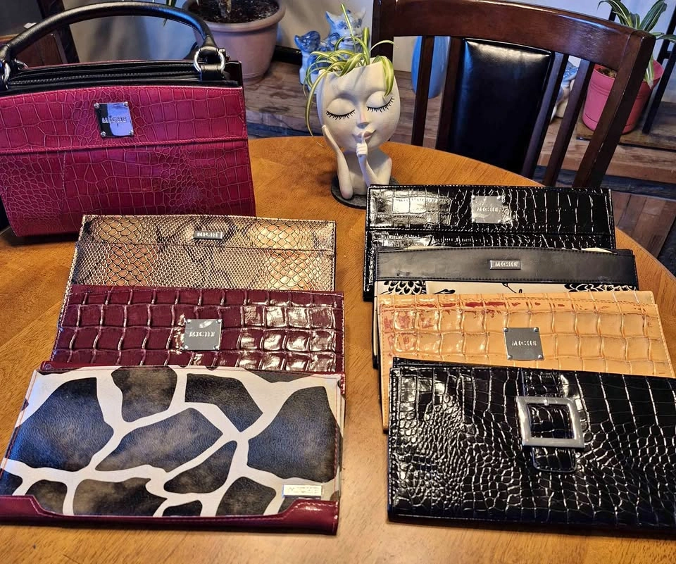Miche Classic Base Bag with 8 Interchangeable Shells