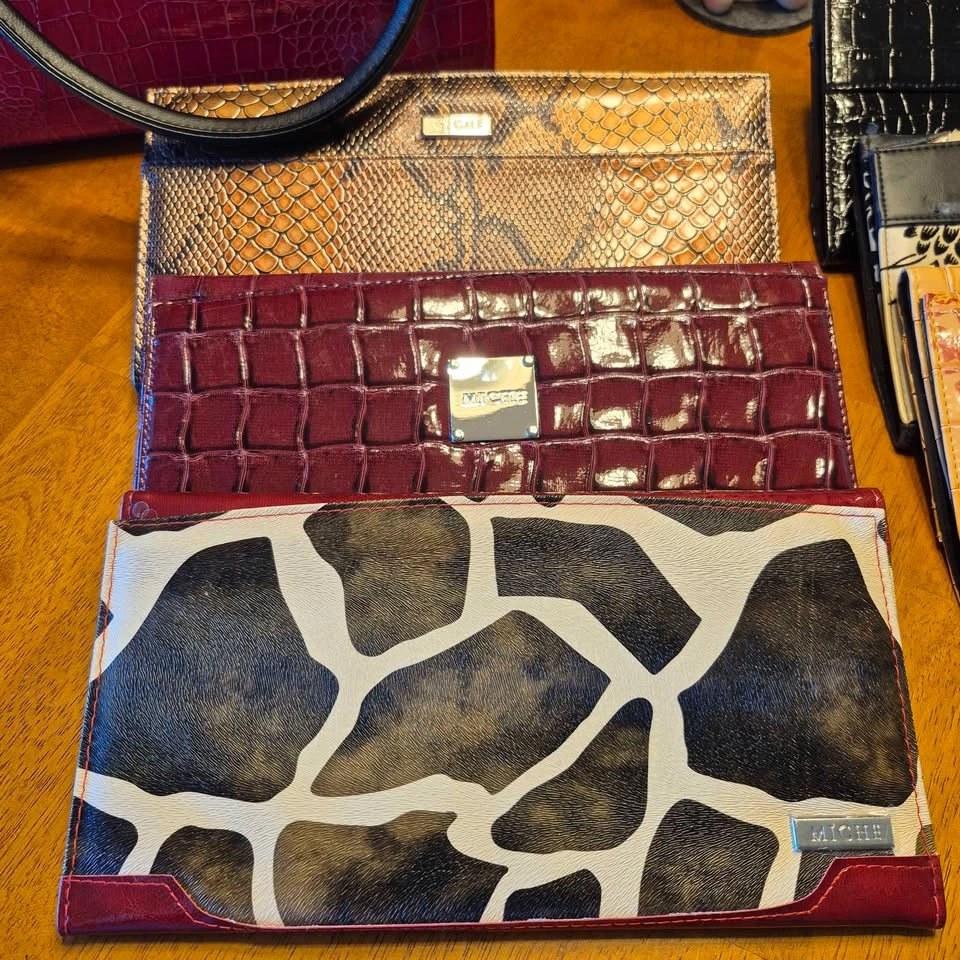 Miche Classic Base Bag with 8 Interchangeable Shells - photo 3