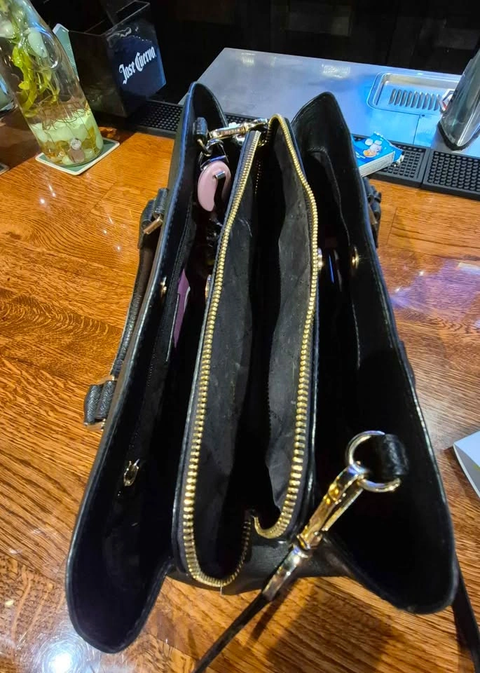 Michael Kors Black Saffiano Leather Handbag - photo 3