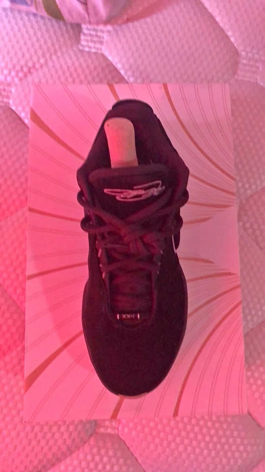 Nike LeBron XXI Black Sneakers Size 9